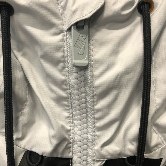 Nike Windrunner jacket windbreaker size large - Picture 4 of 10